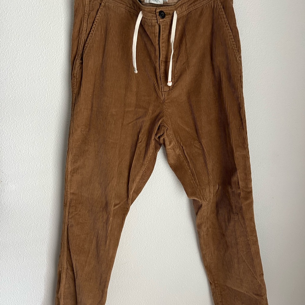 Wellen Men's Brown Corduroy Pants